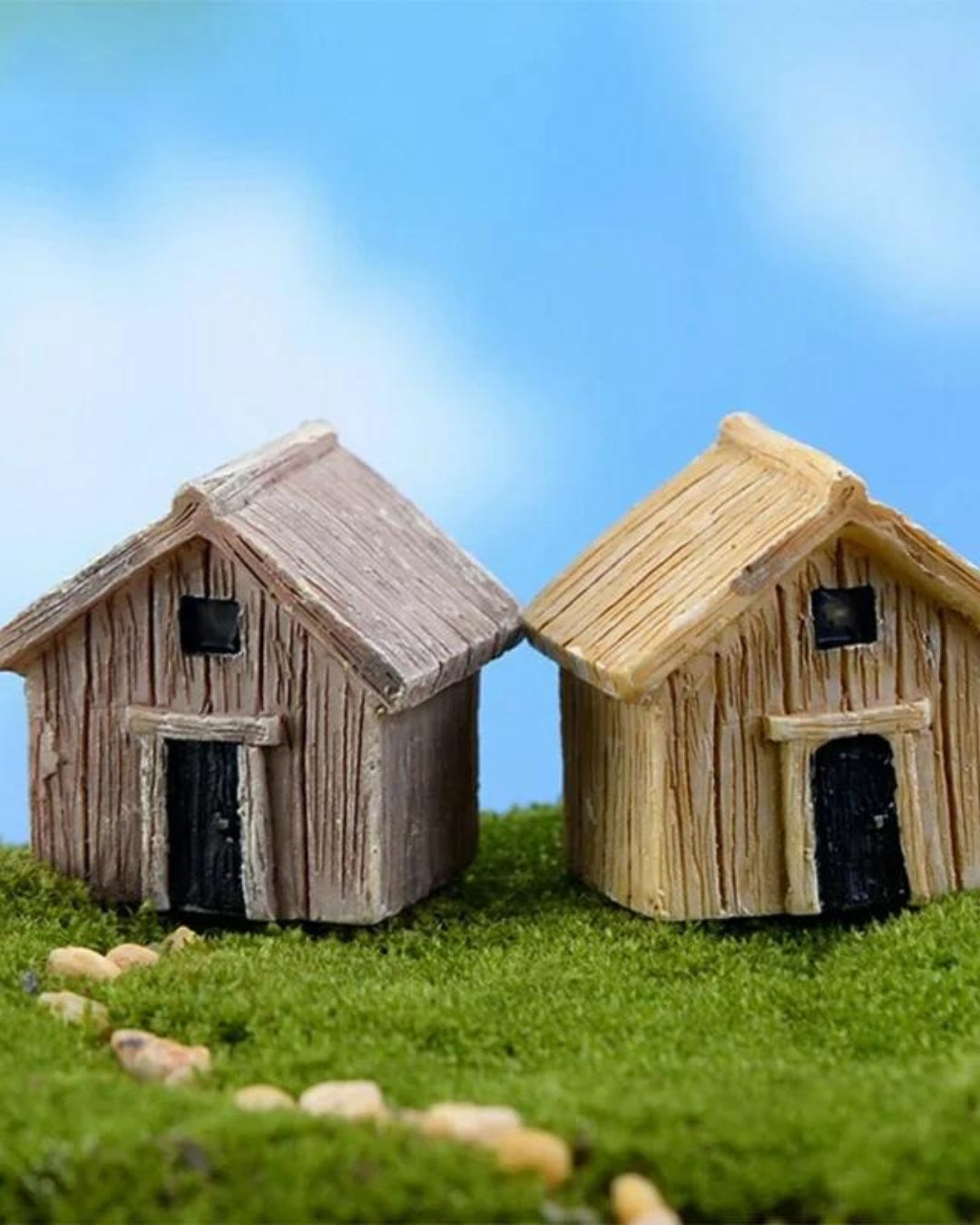 Wooden Hut (Set of 2) Miniature Set - plant store® 